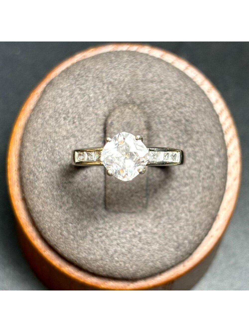 Cubic Zirconia Prong Set 1.75mm Band VTG Sterling Silver 925 Ring Size 7